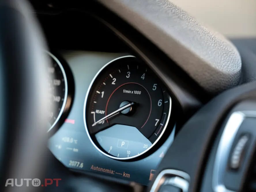 BMW 228 i Pack M Auto