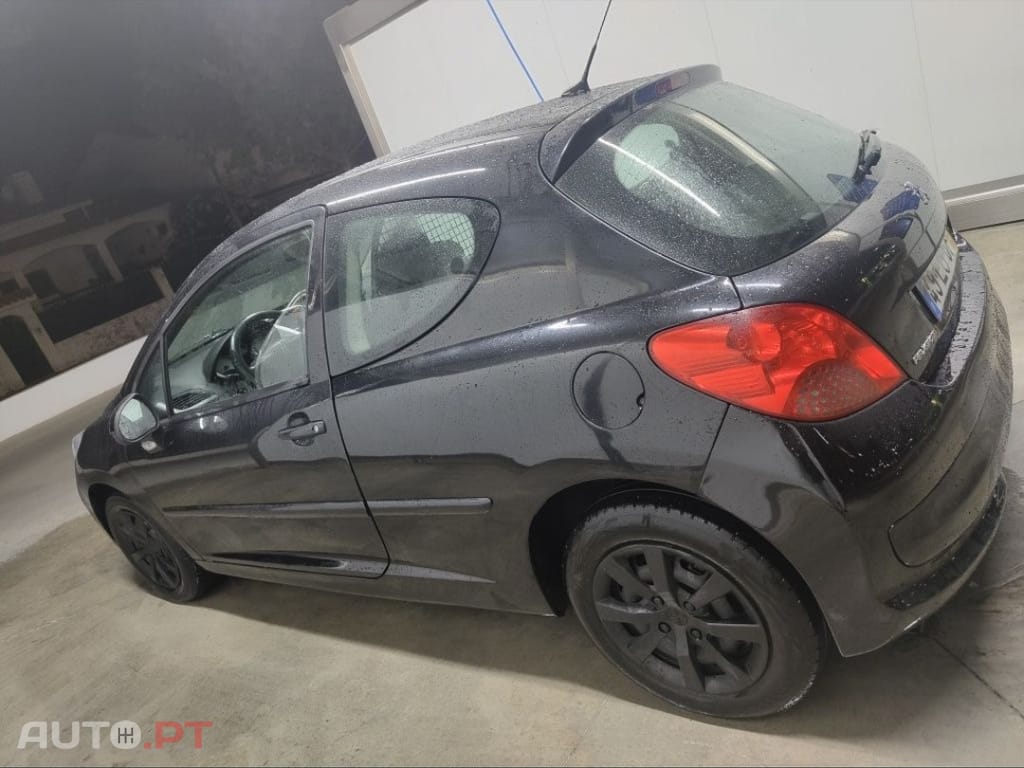 Peugeot 207 1.4 hdi
