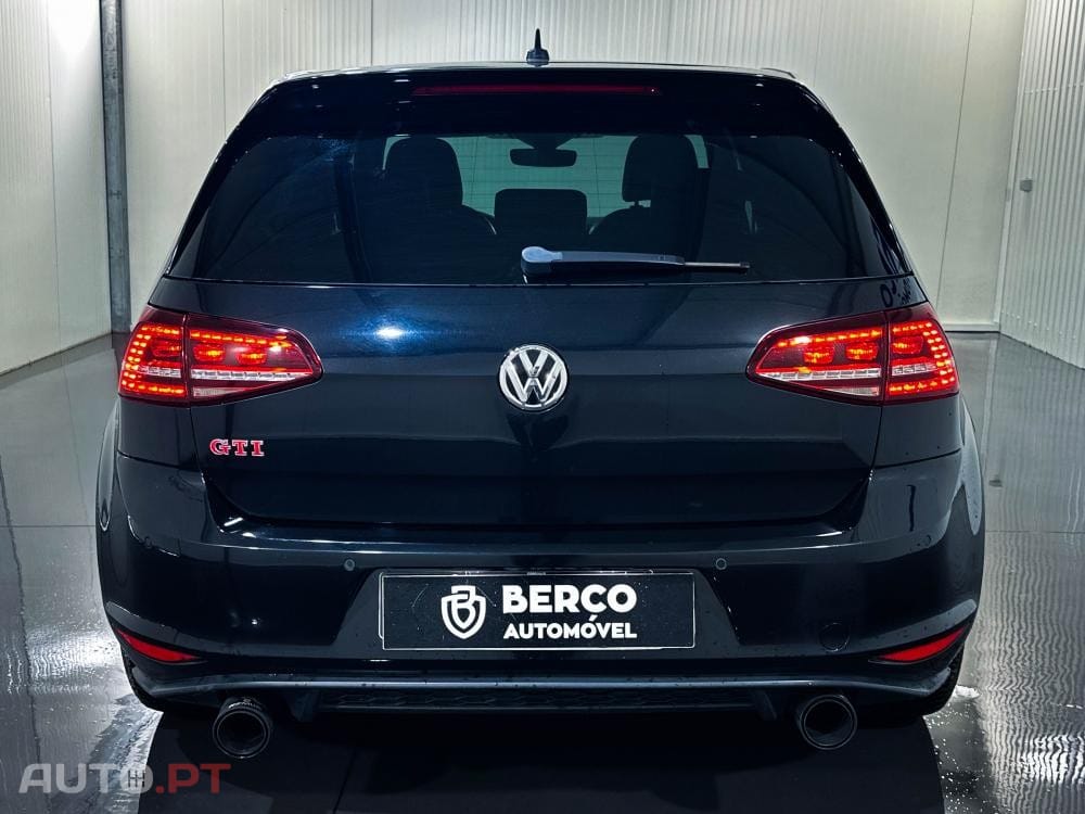 Volkswagen Golf GTi DSG