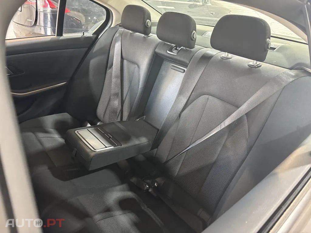 BMW 330 e Corporate Edition Auto