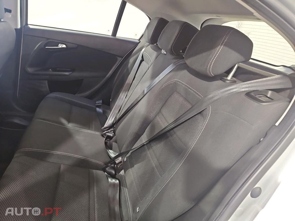 Fiat Tipo 1.3 M-Jet Lounge