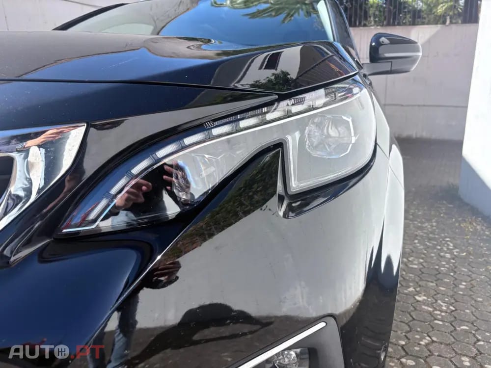 Peugeot 3008 1.2 PureTech Allure EAT8