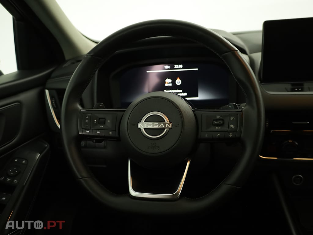 Nissan Qashqai Qashqai 1.3 DIG-T N-Connecta LED Xtronic