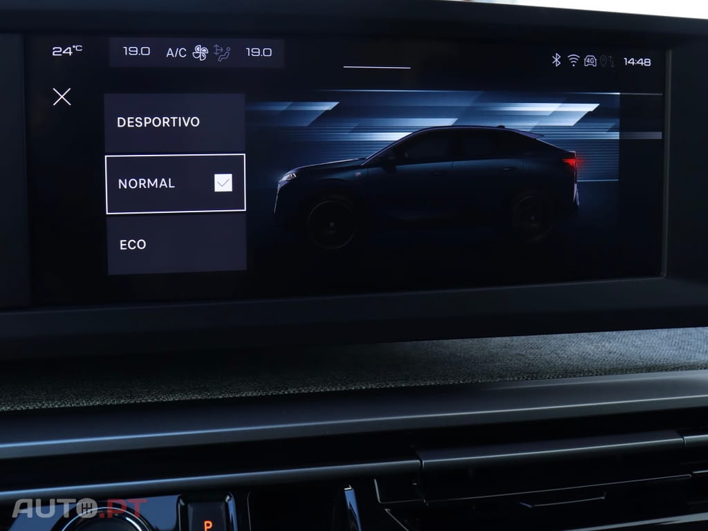 Peugeot 3008 1.2 Hybrid Allure e-DCS6