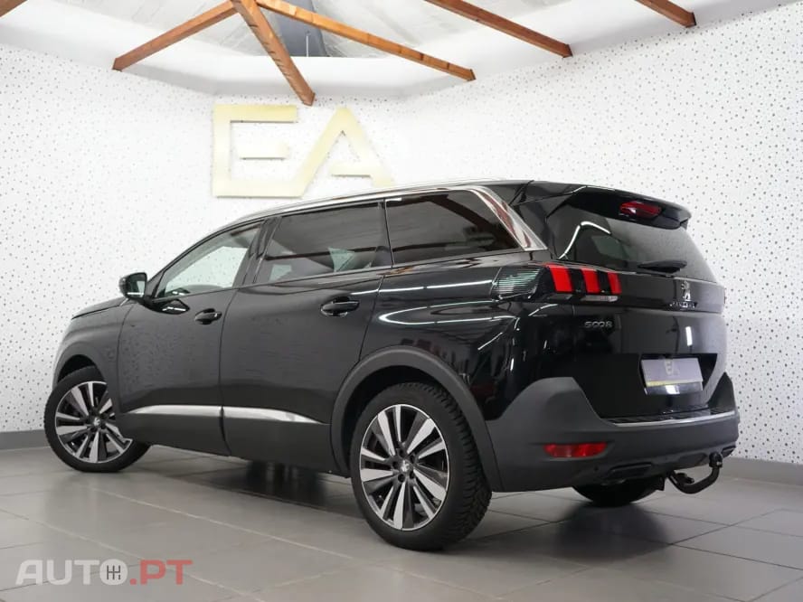 Peugeot 5008 1.2 PureTech Allure Pack