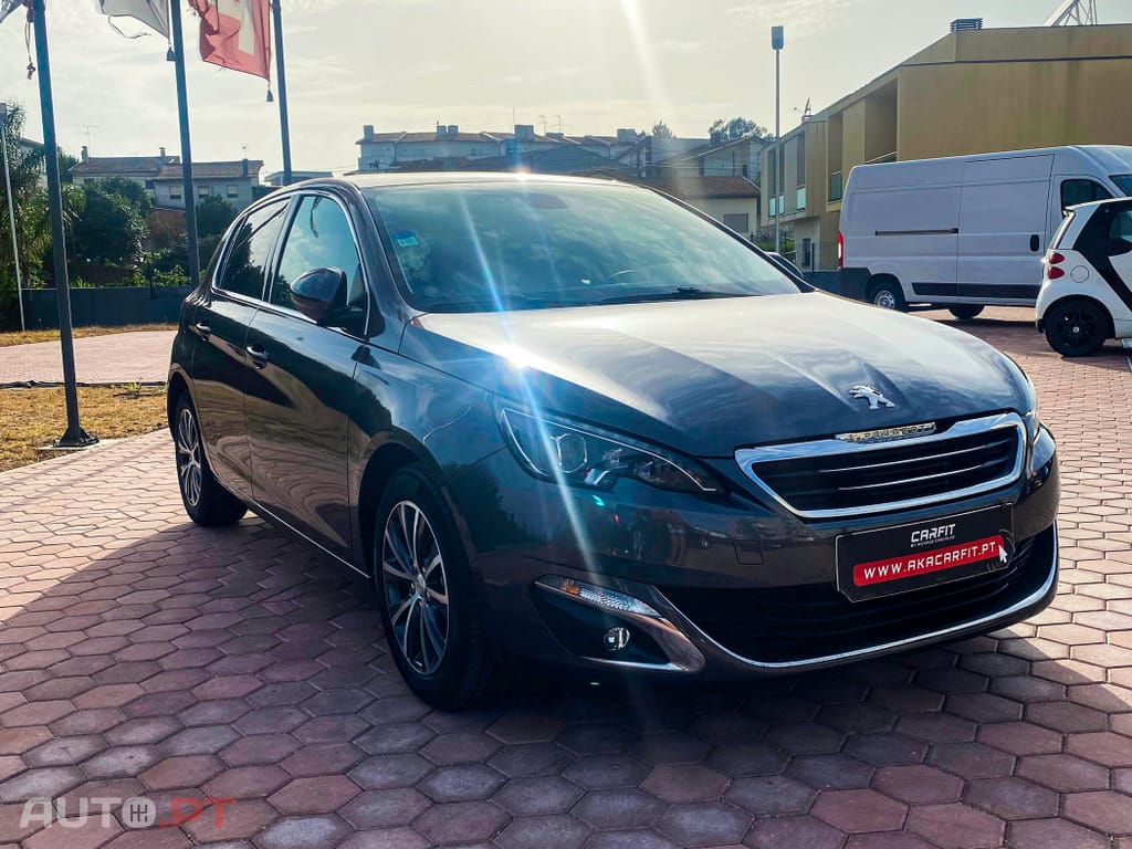 Peugeot 308 1.6 e-HDi Allure J17