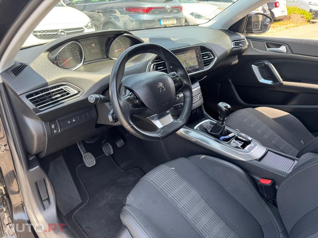 Peugeot 308 SW 1.5 BlueHDi Allure