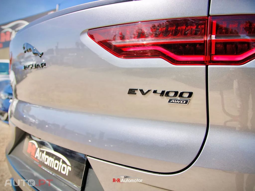 Jaguar I-Pace EV400 R-Dynamic HSE AWD