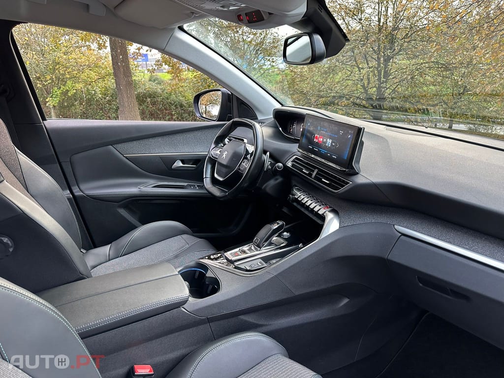 Peugeot 3008 1.5 BlueHDi Allure Pack EAT8