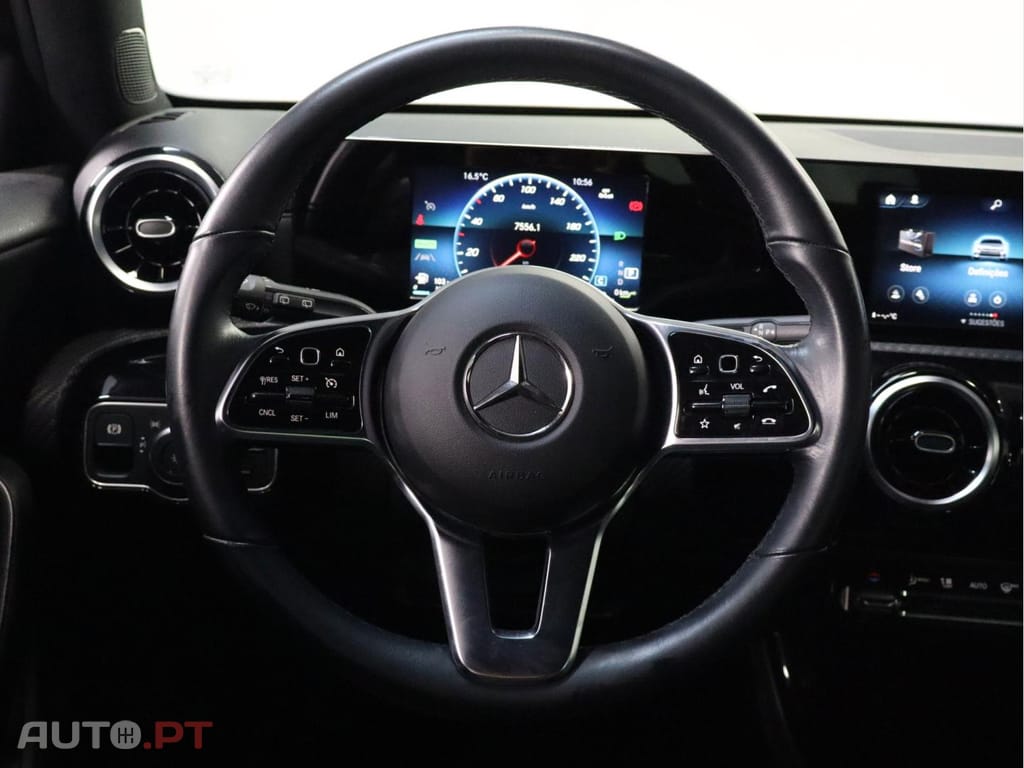 Mercedes-Benz A 250 e Auto Style Line