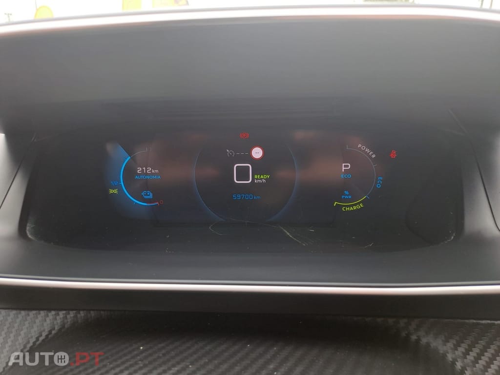 Peugeot E-2008 50 kWh Allure Pack