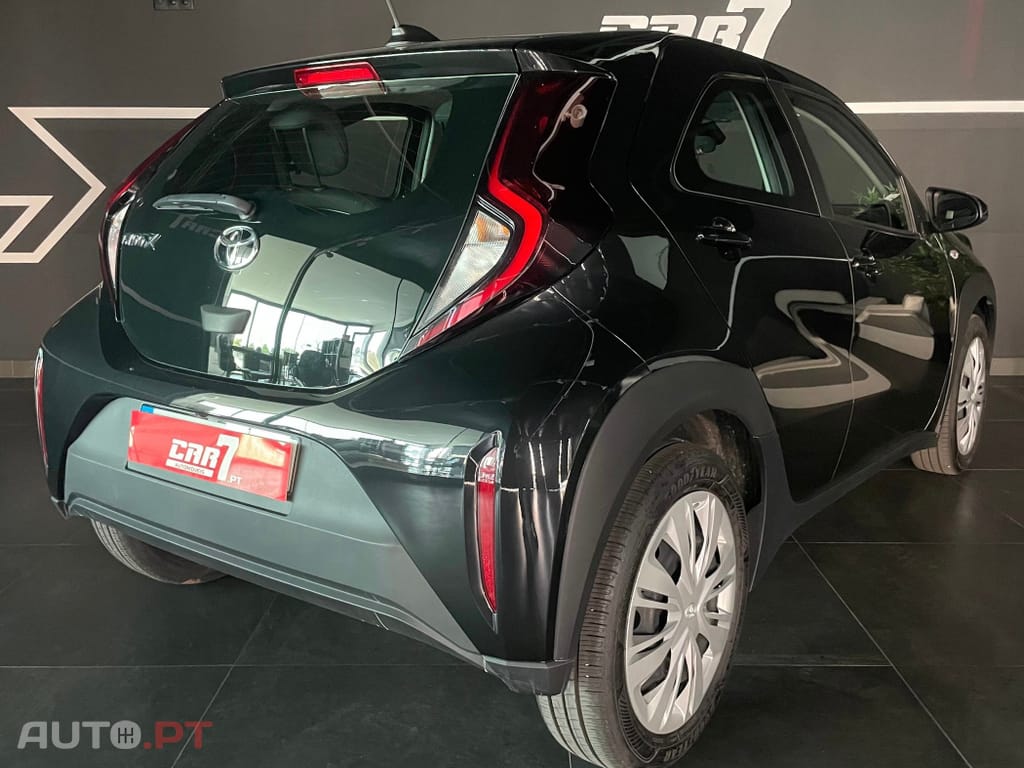 Toyota Aygo X 1.0 Envy