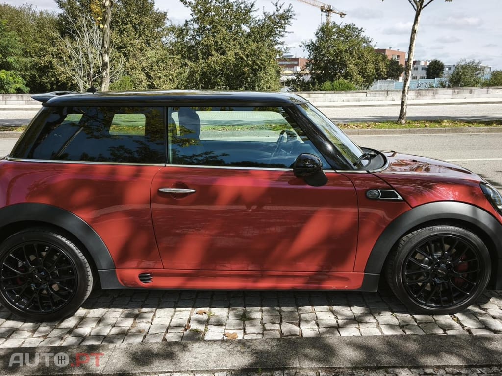 MINI Cooper John Cooper Works 153g