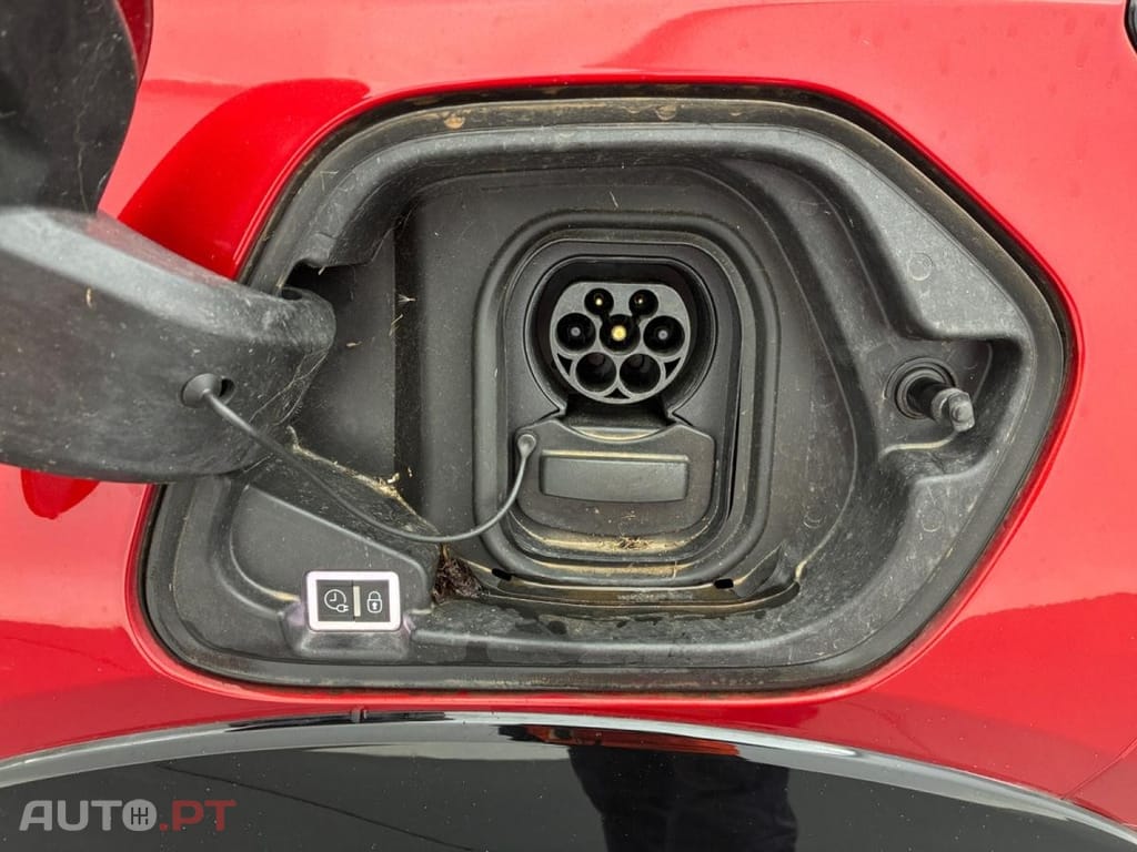 Peugeot E-208 50 kWh Allure