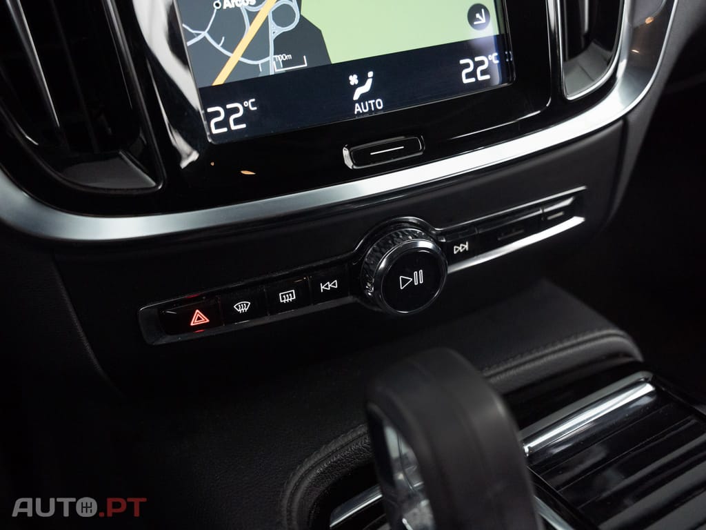 Volvo V60 2.0 T6 AWD TE Inscription Expression