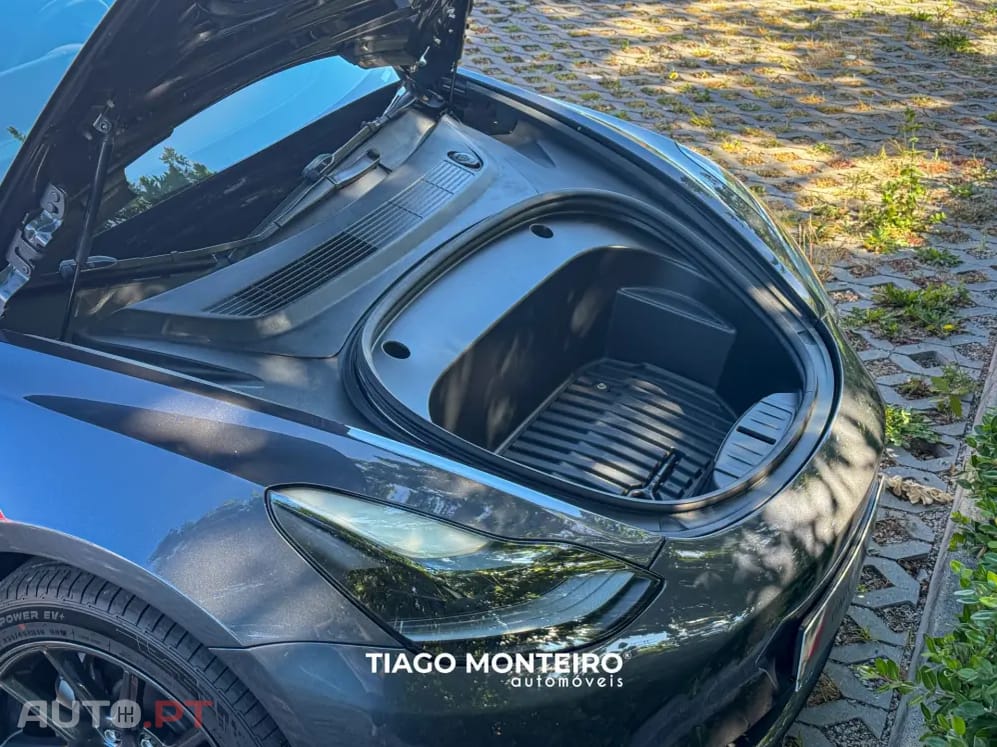 Tesla Model 3 Long Range AWD Dual Motor