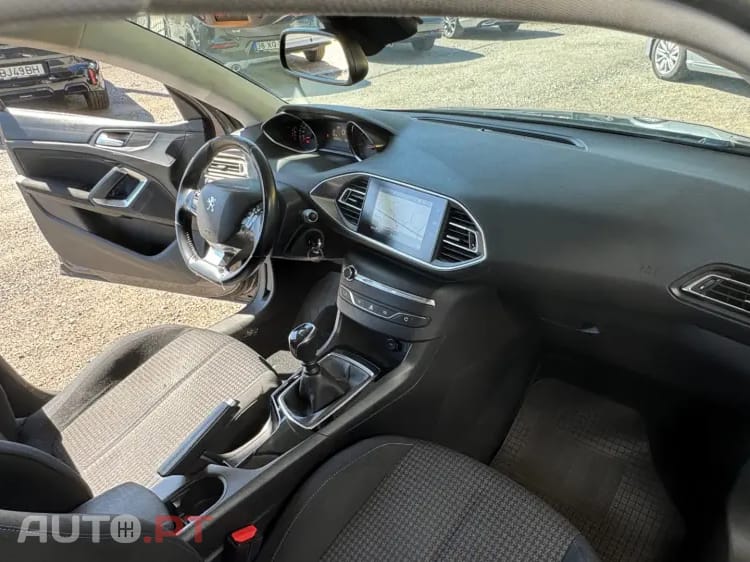 Peugeot 308 SW 1.5 BlueHDi Style