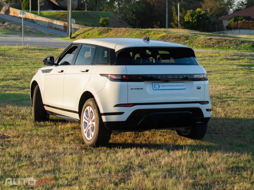 Land Rover Evoque 2.0 D150 AWD R-Dynamic Auto