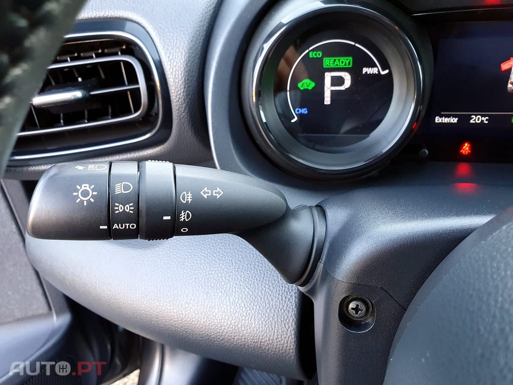 Toyota Yaris 1.5 VVT-i Hybrid Dynamic Force Luxury