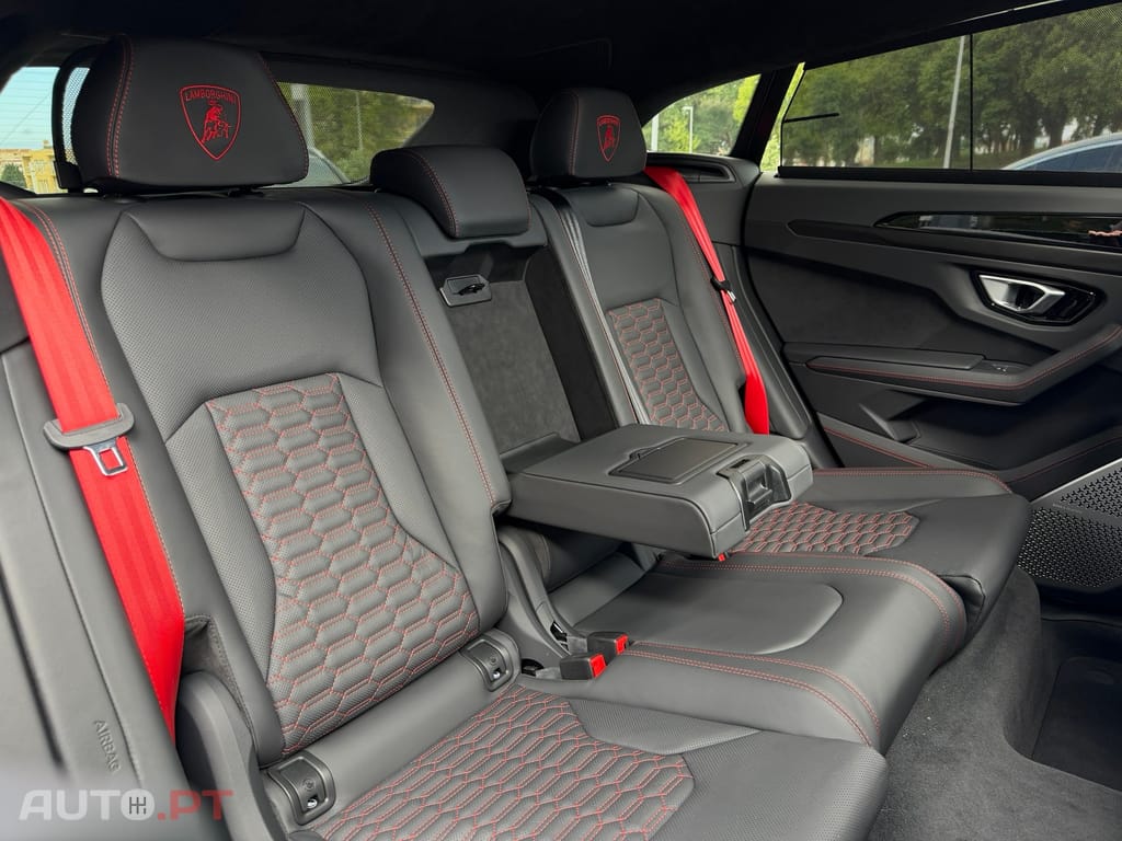 Lamborghini Urus 4.0 V8