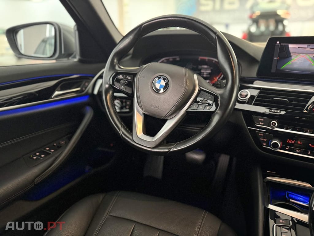 BMW 520 d Line Luxury Auto MHD