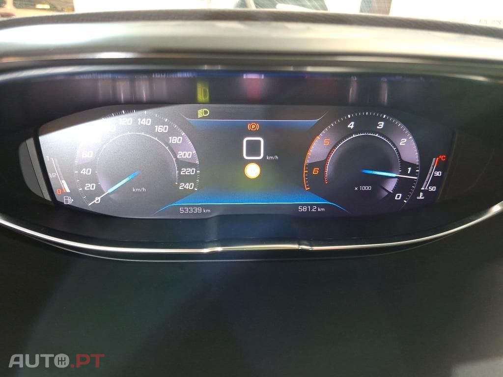 Peugeot 3008 1.5 BlueHDi Active Pack