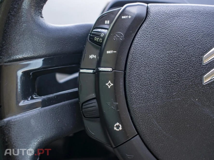 Citroen C4 Picasso Outro