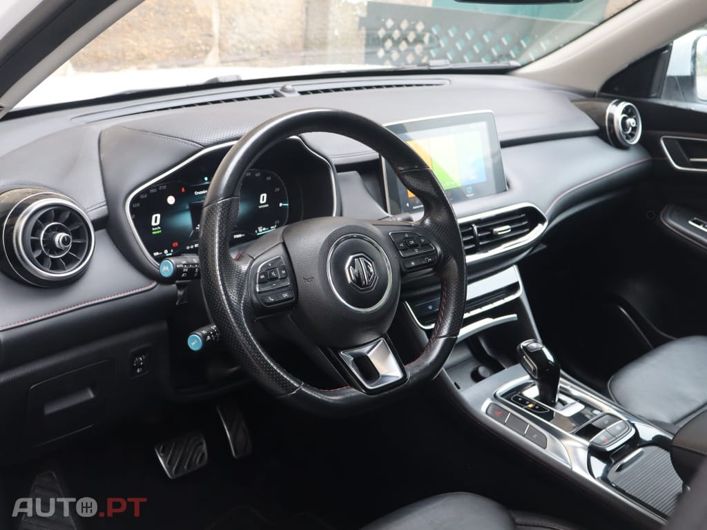 MG EHS 1.5 T-GDI Plug-in Hybrid Luxury