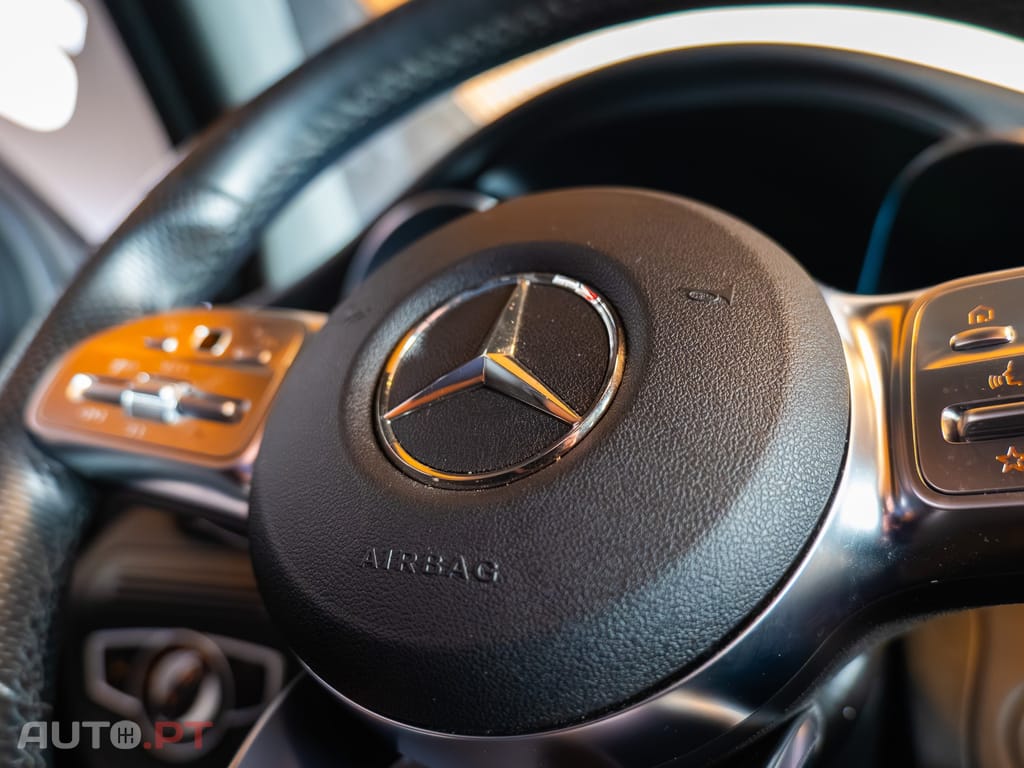 Mercedes-Benz GLC 300 de 4Matic 9G-TRONIC AMG Line