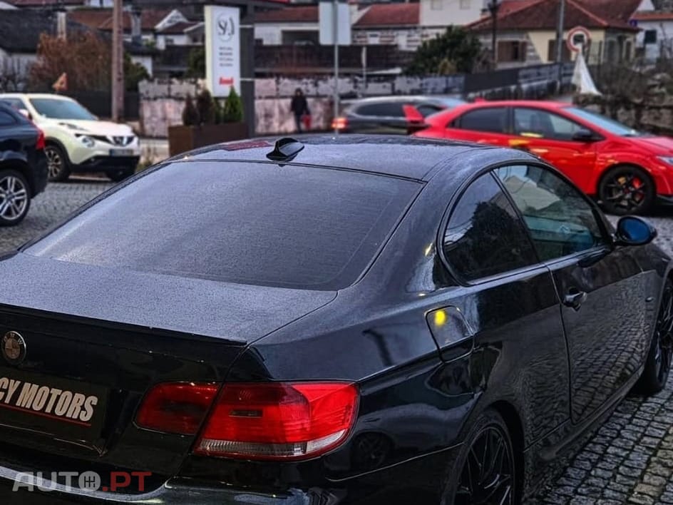 BMW 320 320D Coupe PACK M