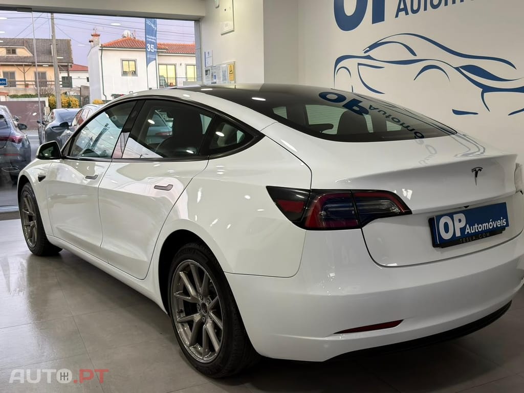Tesla Model 3 Long Range Tração Traseira