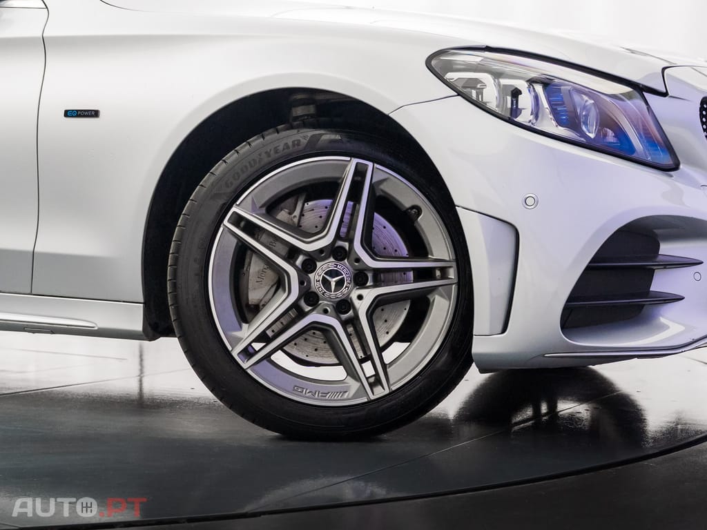 Mercedes-Benz C 300 de AMG Line