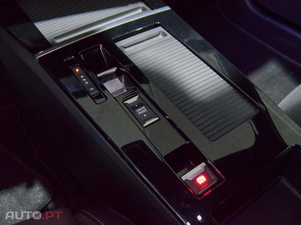 Opel Astra Sports Tourer 1.2 T Hybrid GS eDCT