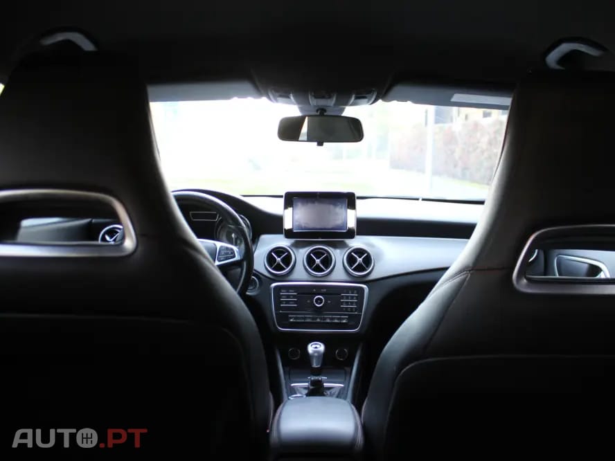 Mercedes-Benz CLA 200 d Shooting Brake AMG Line