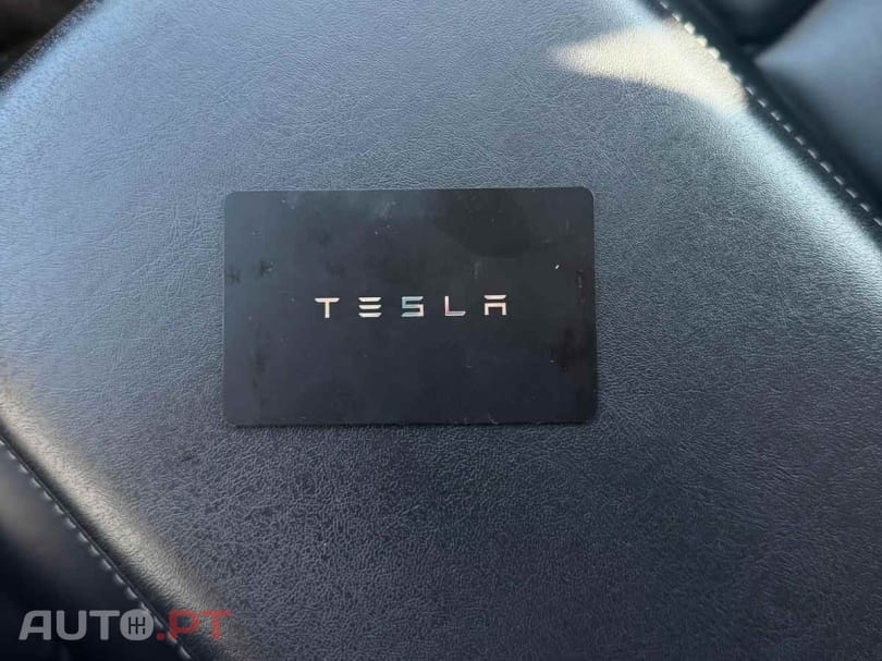Tesla Model 3 Long Range AWD Dual Motor