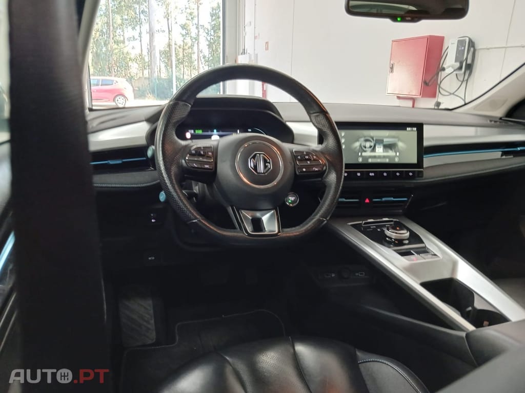MG MG5 61 kWh Luxury