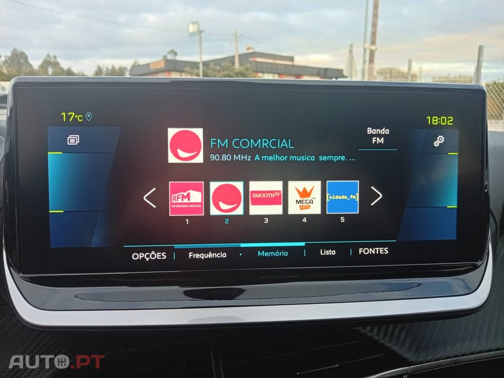 Peugeot E-208 50 kWh Allure Pack