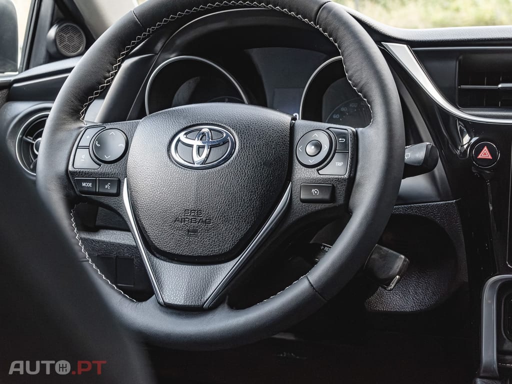 Toyota Auris 1.4 D-4D Comfort Pack Sport