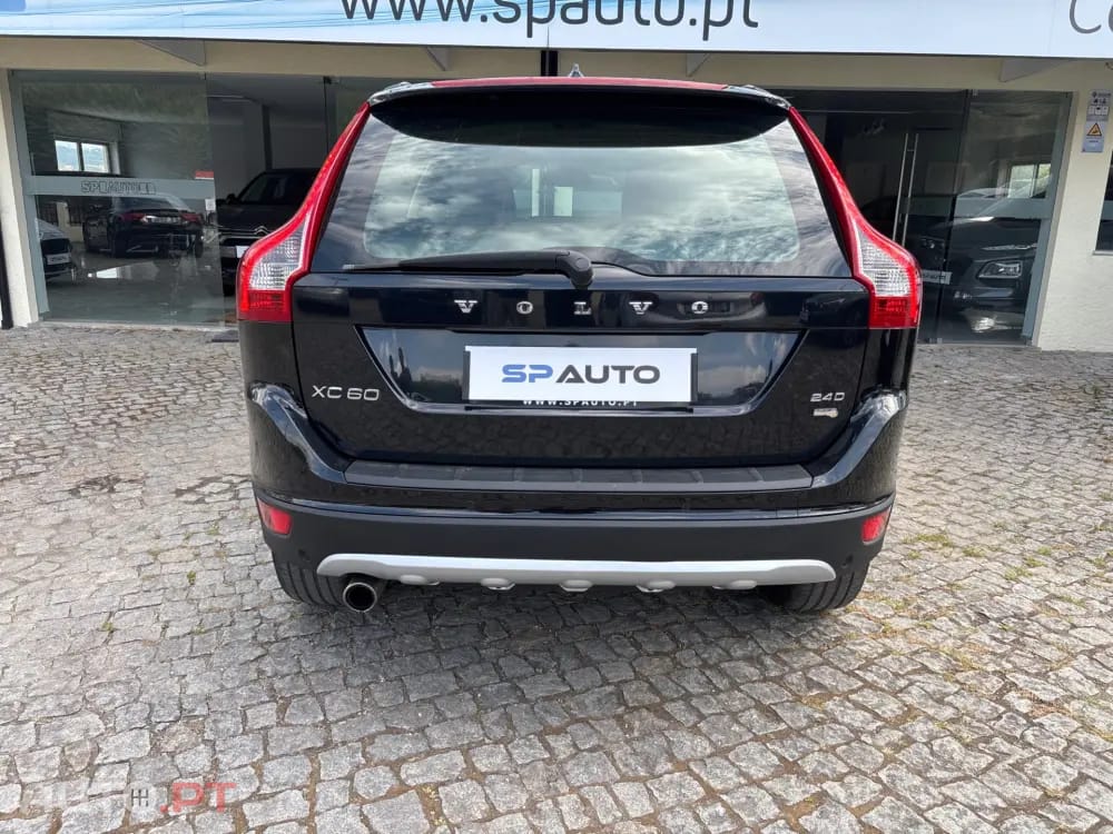 Volvo XC60 2.4 D Drive Momentum