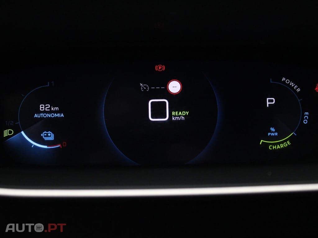 Peugeot E-2008 ALLURE PACK