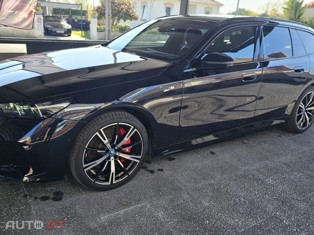 BMW i5 eDrive40 Pack Desportivo M Pro