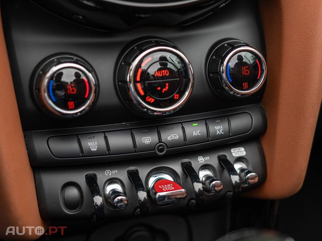 MINI Cabrio Cooper Premium Extra JCW Auto