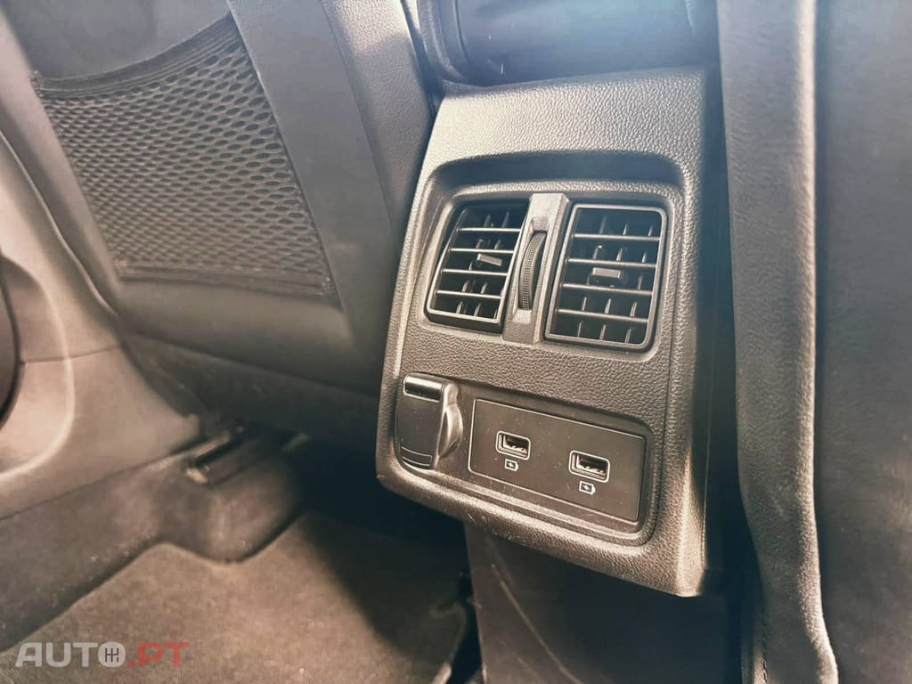 Renault Captur 1.0 TCe Intens Bi-Fuel