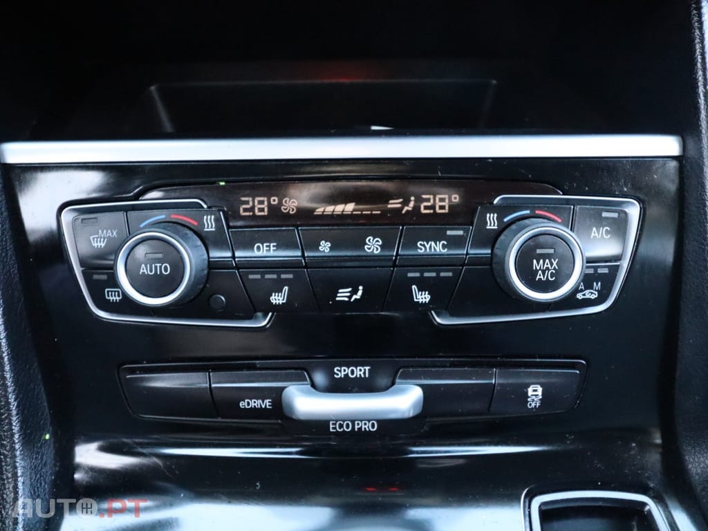 BMW 225 225xe Active Tourer advantage