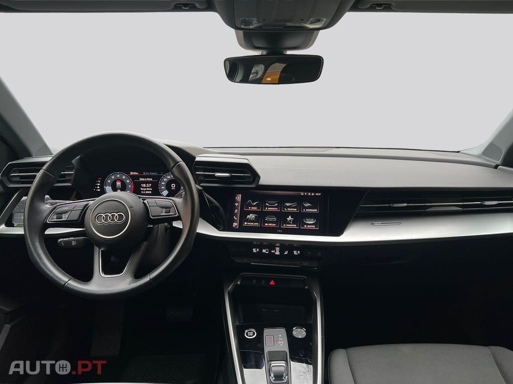 Audi A3 Sportback 30 TFSi Hybrid 