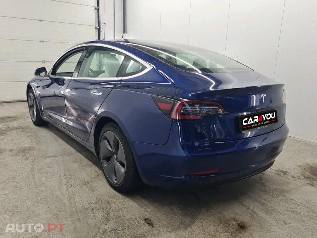 Tesla Model 3 Standard Range Plus RWD