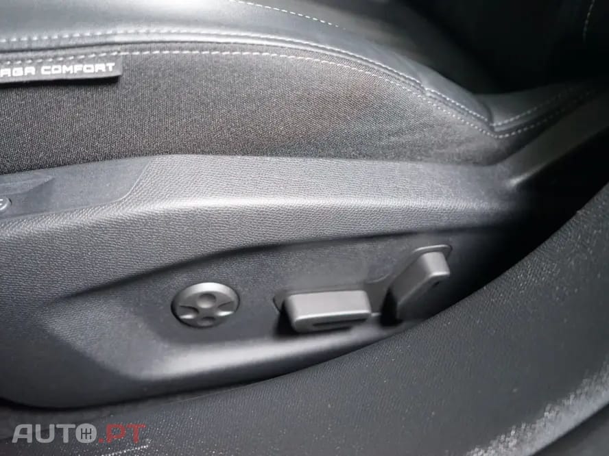 Peugeot 308 1.2 PureTech GT Pack EAT8