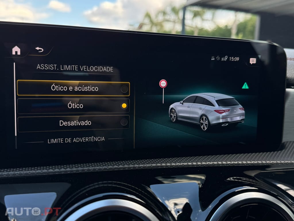 Mercedes-Benz CLA 180 d Shooting Brake AMG Line Aut.