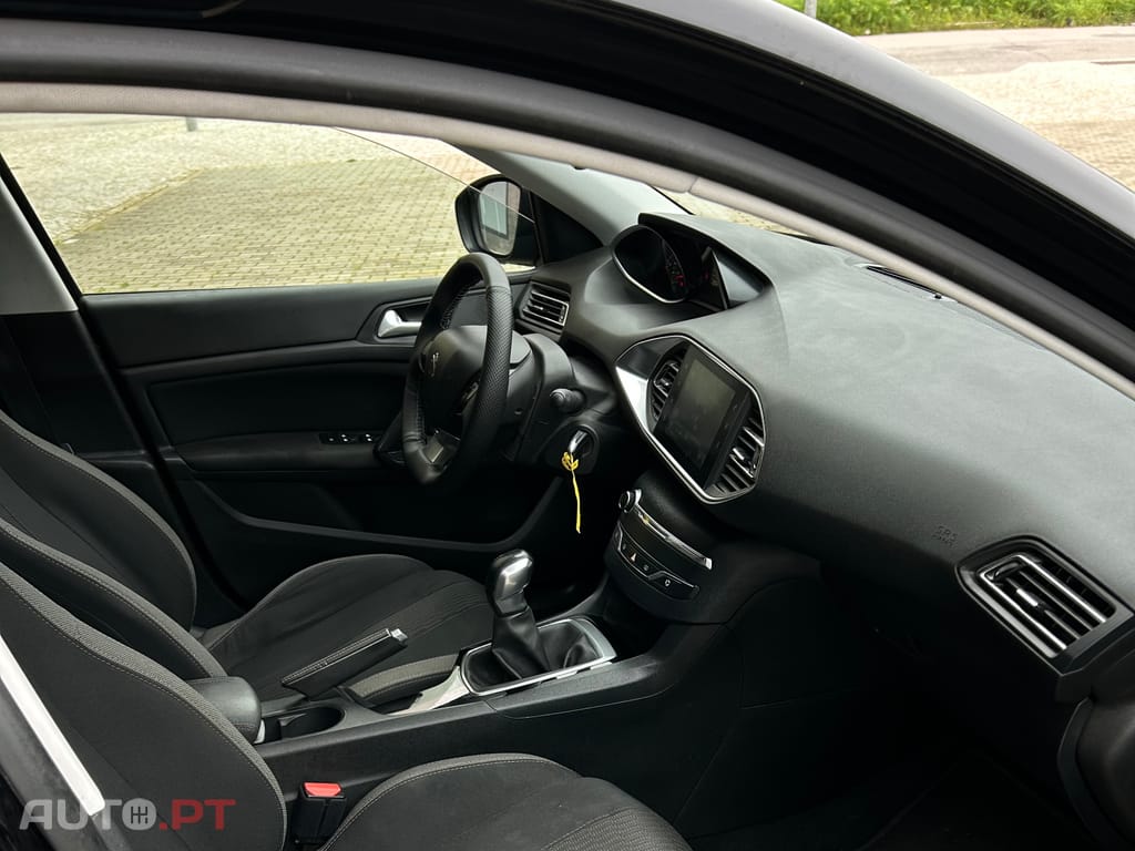 Peugeot 308 SW 1.6 BlueHDI Style