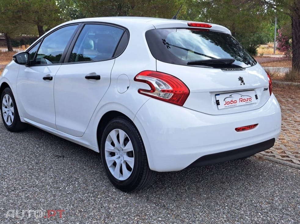 Peugeot 208 1.2 PureTech Access